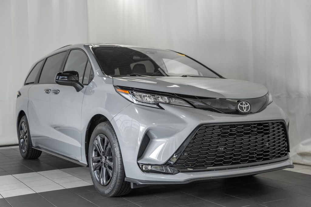 Cement 2026 Toyota Sienna XSE 7-Passenger AWD Minivan All-Wheel Drive Continuously Variable Transmission