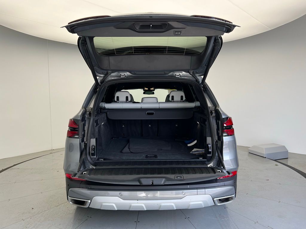 2025 BMW X5 xDrive40i 5