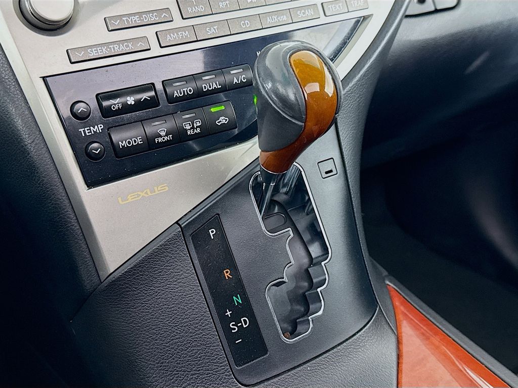 Thumbnail: 2010 Lexus RX - 16