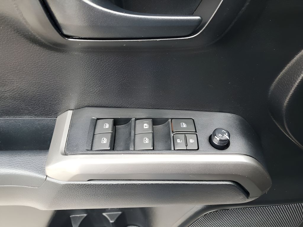 Used Car 2021 Toyota Tacoma  Sr5 For Sale Under $30,000 In Austin, Texas