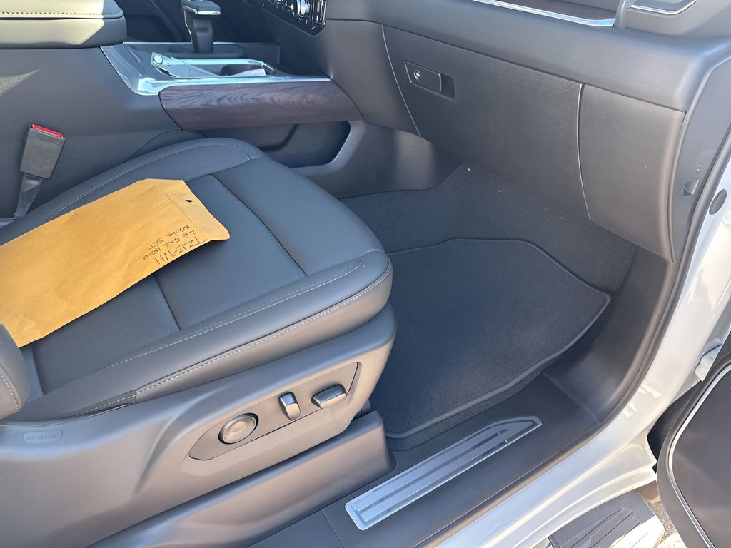 New 2026 White GMC SLT image 16