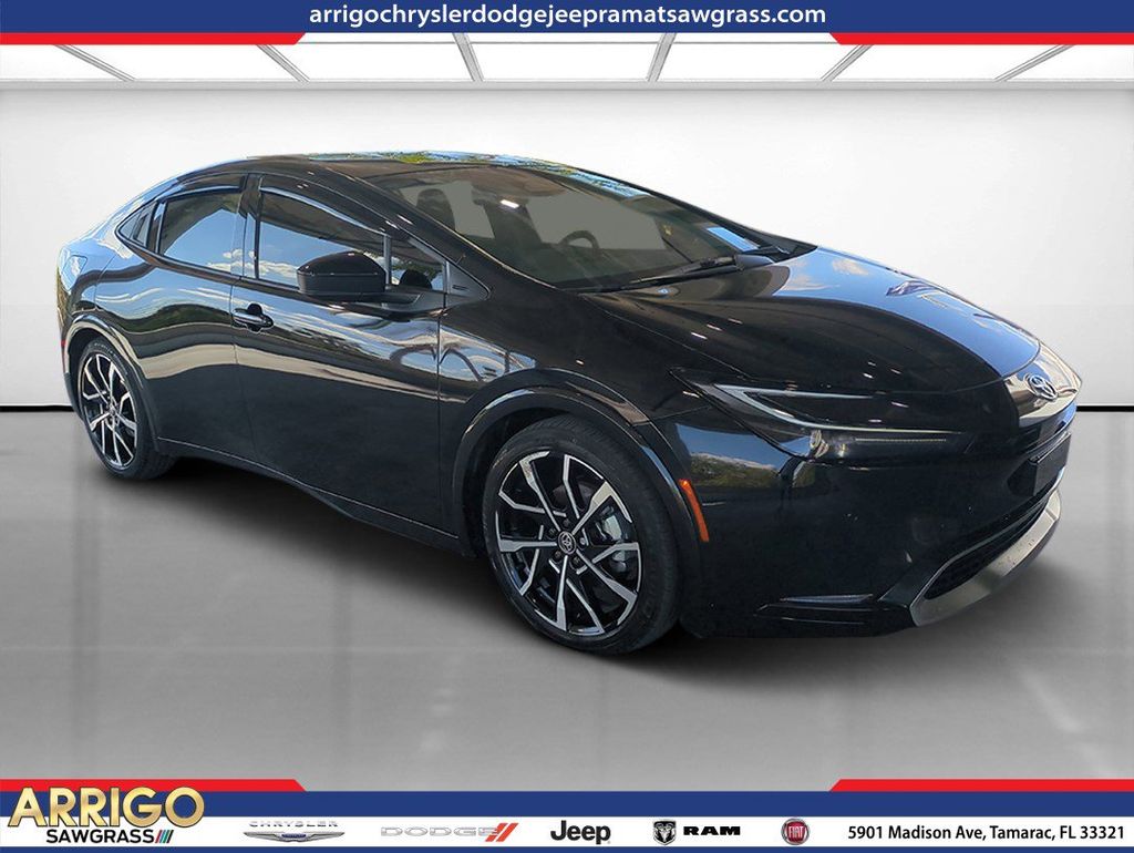 2024 Toyota Prius Prime media 1
