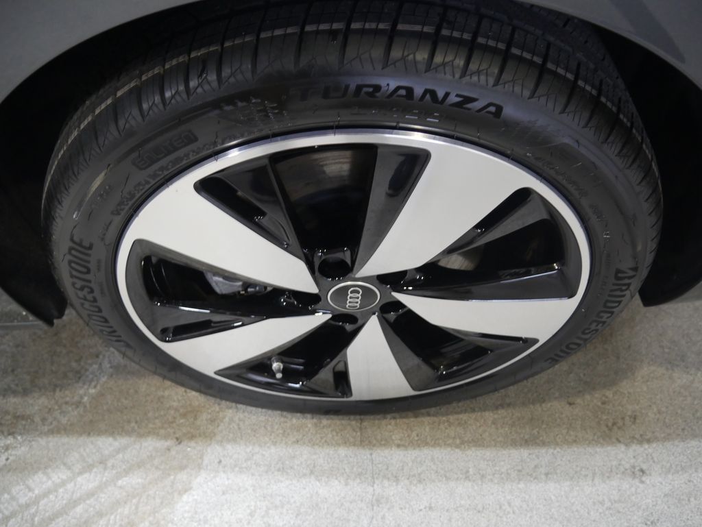 Thumbnail: 2026 Audi A5 - 13