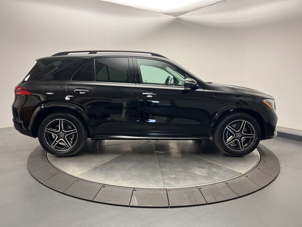 Thumbnail: 2026 Mercedes-Benz GLE - 8