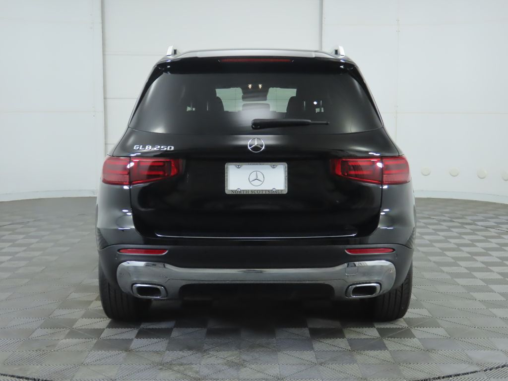 Thumbnail: 2025 Mercedes-Benz GLB - 6