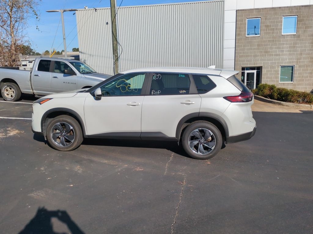 2025 Nissan Rogue SV FWD