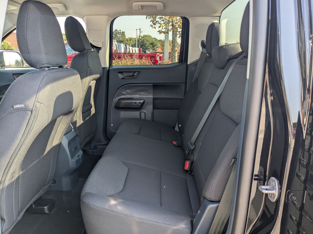 2025 Ford Maverick XL