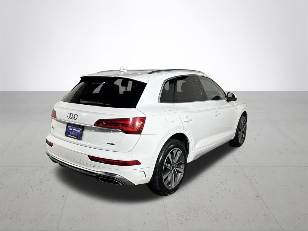 2022 Audi Q5 45 S line Premium