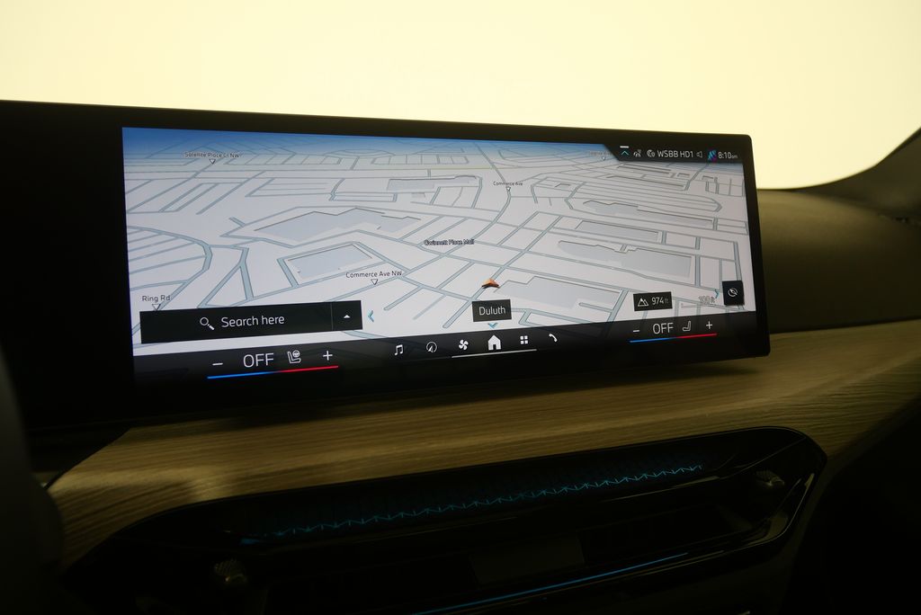 Thumbnail: 2025 BMW 3 Series - 25