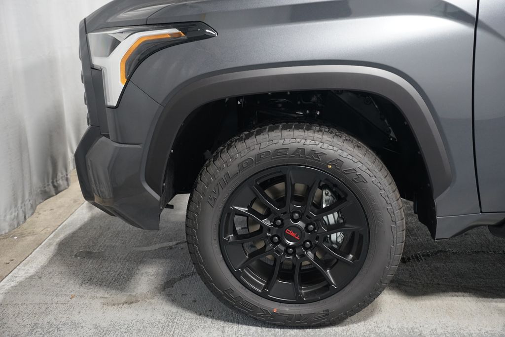 Thumbnail: 2025 Toyota Tundra - 5