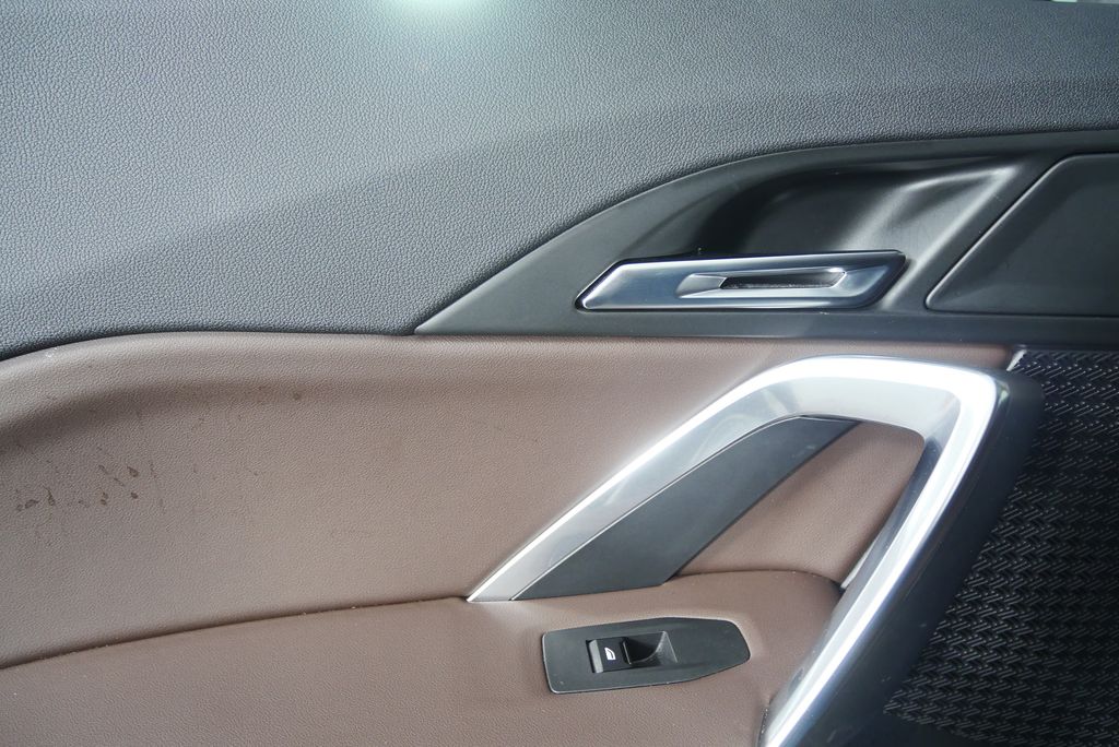 Thumbnail: 2024 BMW X1 - 14