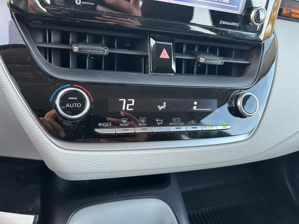 Thumbnail: 2022 Toyota Corolla - 25