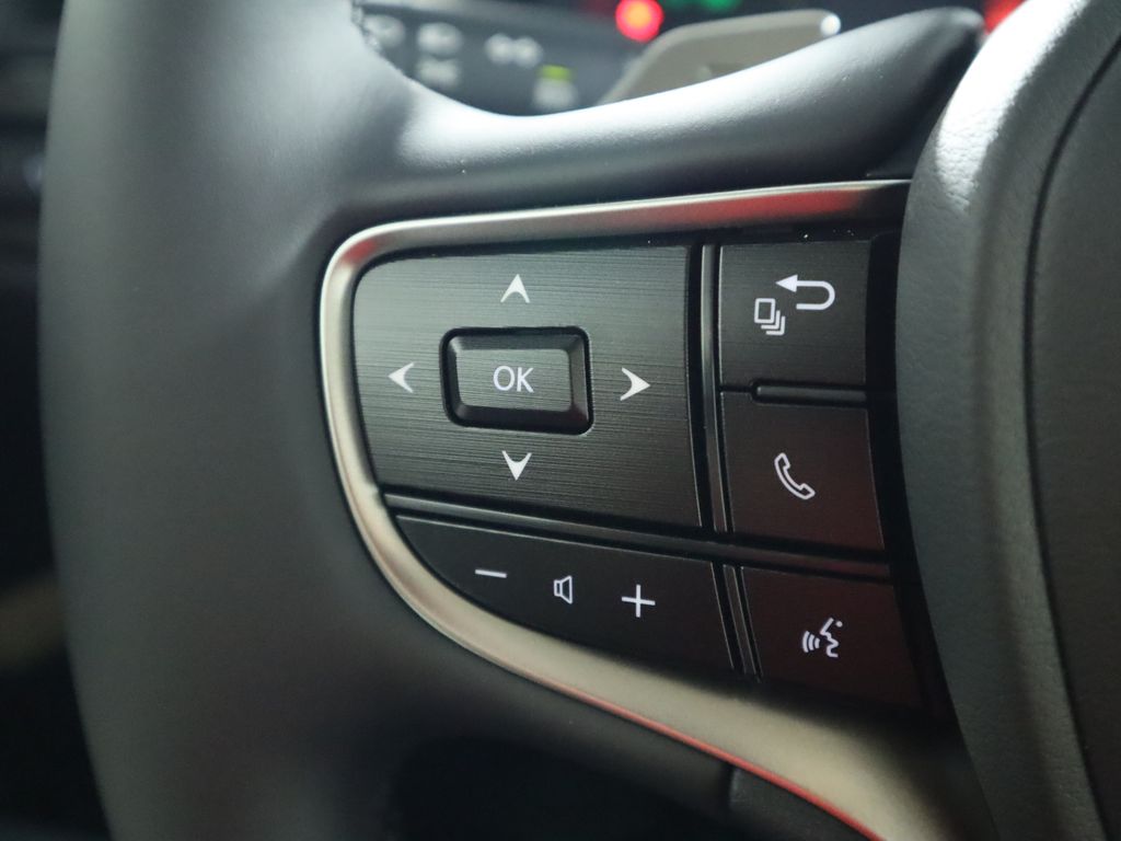 2025 Lexus ES Hybrid 300h 12