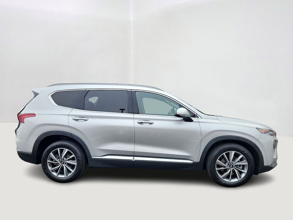 Thumbnail: 2019 Hyundai Santa Fe - 4