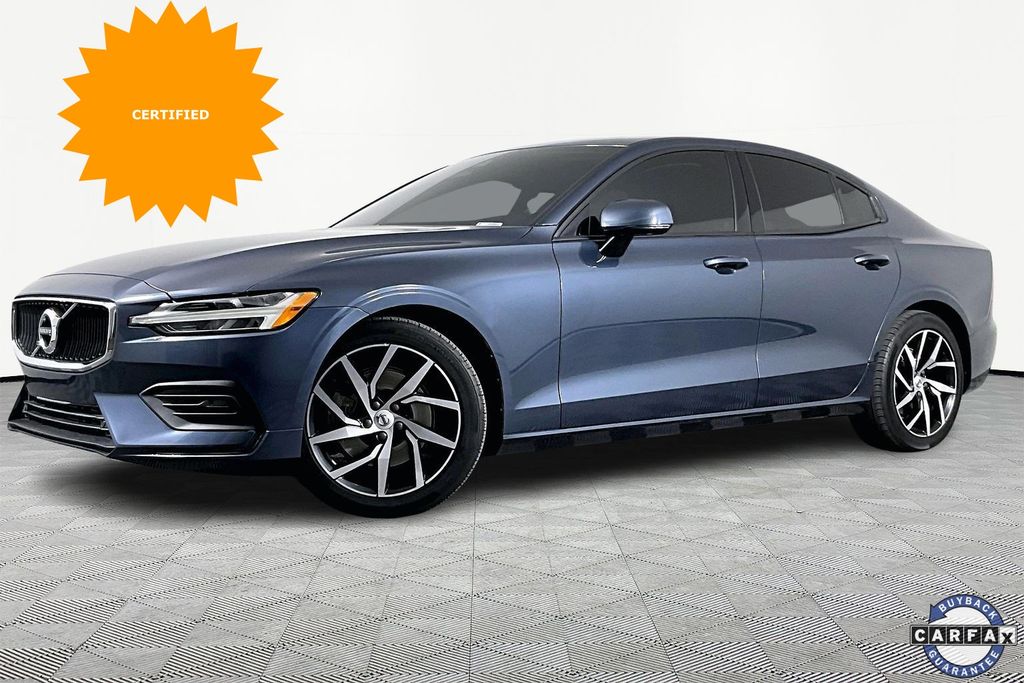 2020 Volvo S60 T5 Momentum FWD