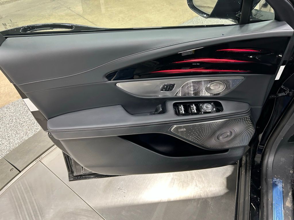 new 2026 Lincoln Nautilus car, priced at $77,180