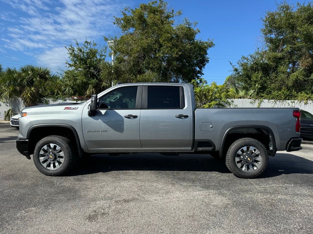 2025 Chevrolet Silverado 2500HD Custom 5