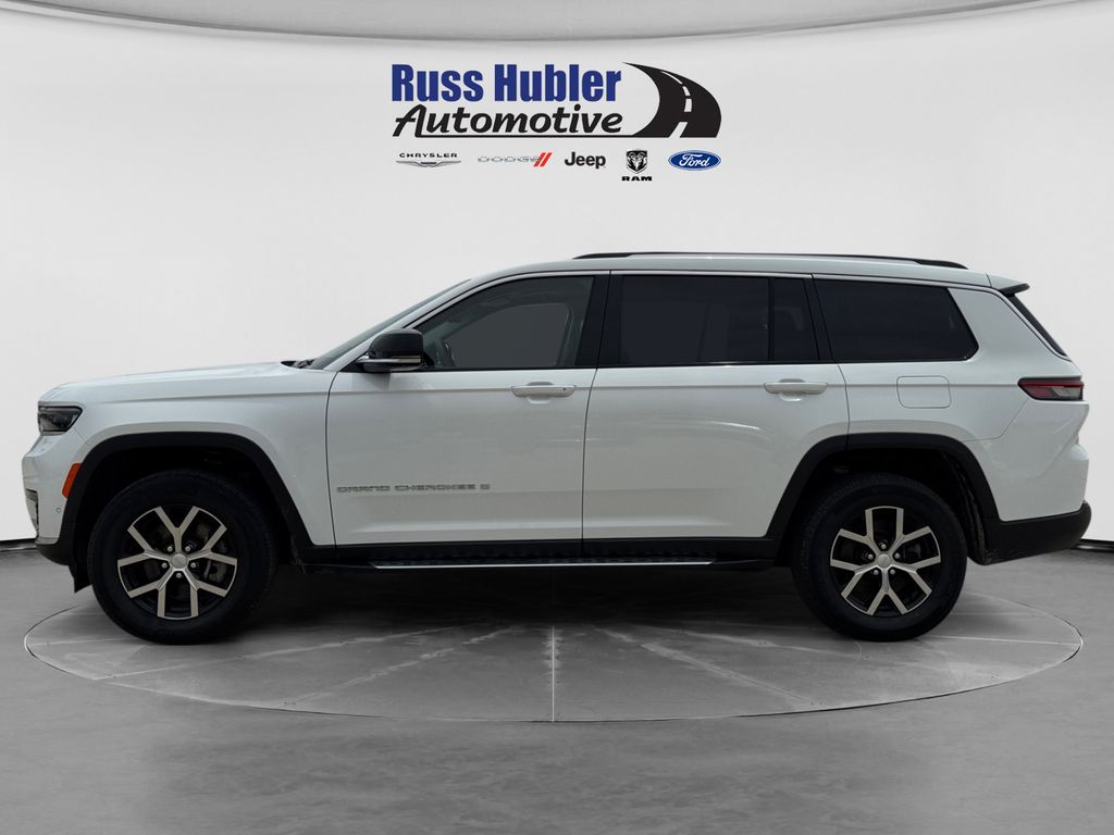 View vehicle photo 2