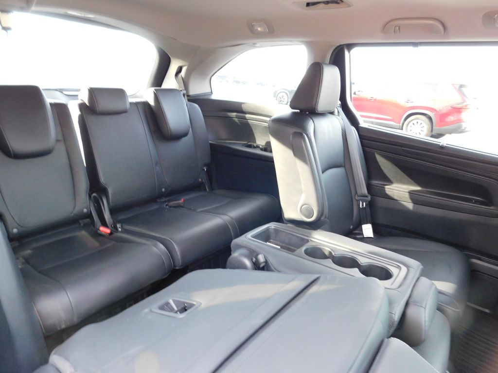 Thumbnail: 2023 Honda Odyssey - 5