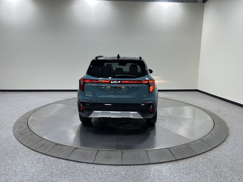 new 2026 Kia Seltos car, priced at $28,405