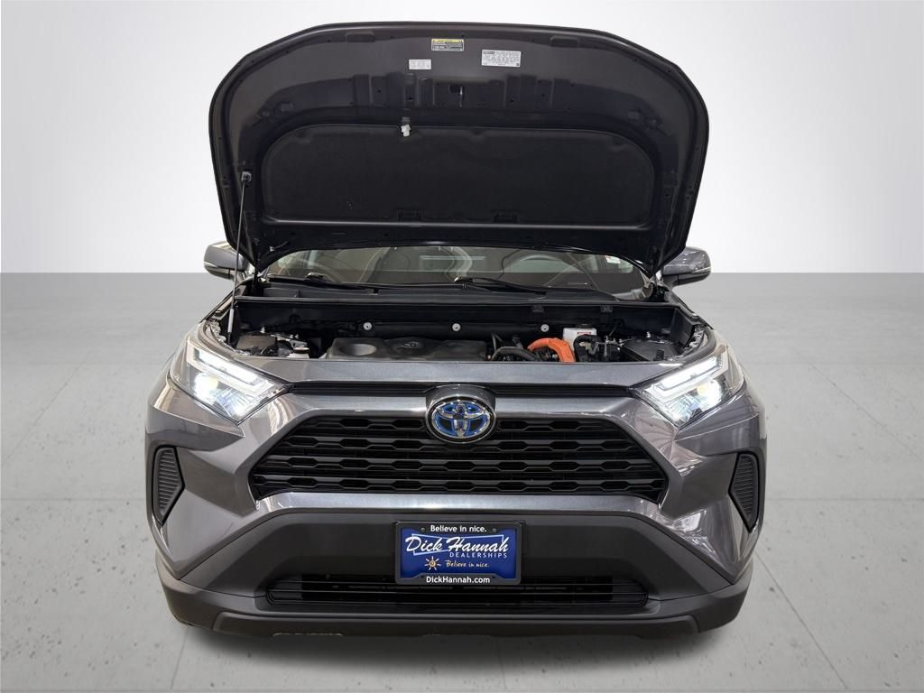 2024 Toyota RAV4 Hybrid LE