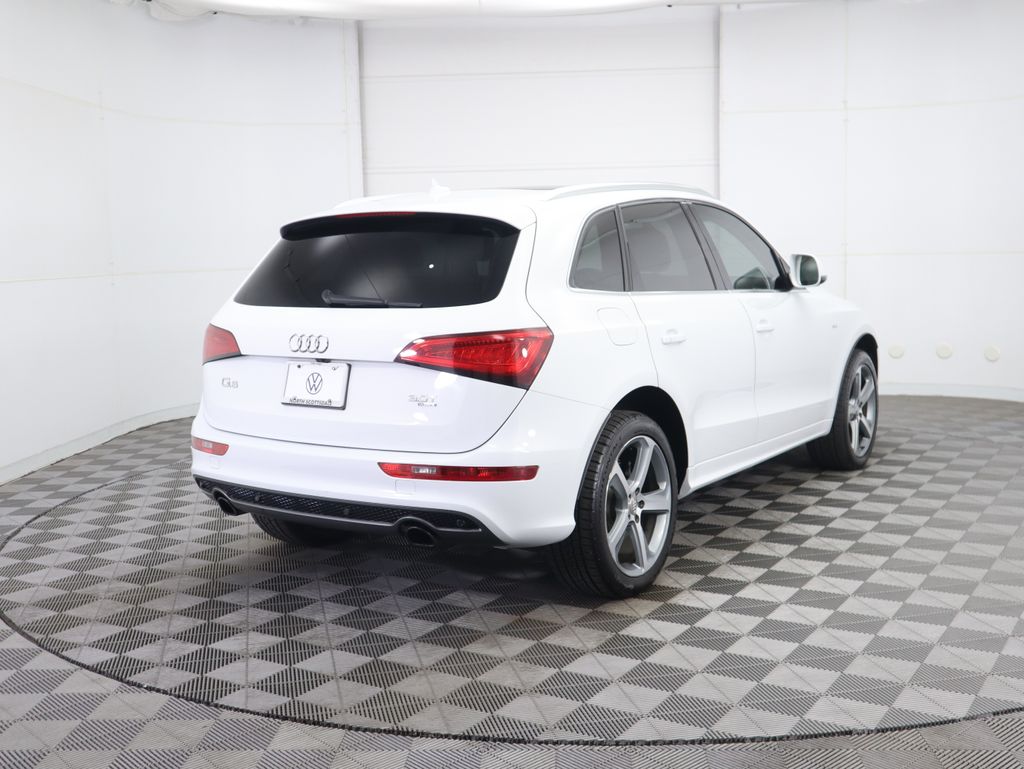 Thumbnail: 2014 Audi Q5 - 5