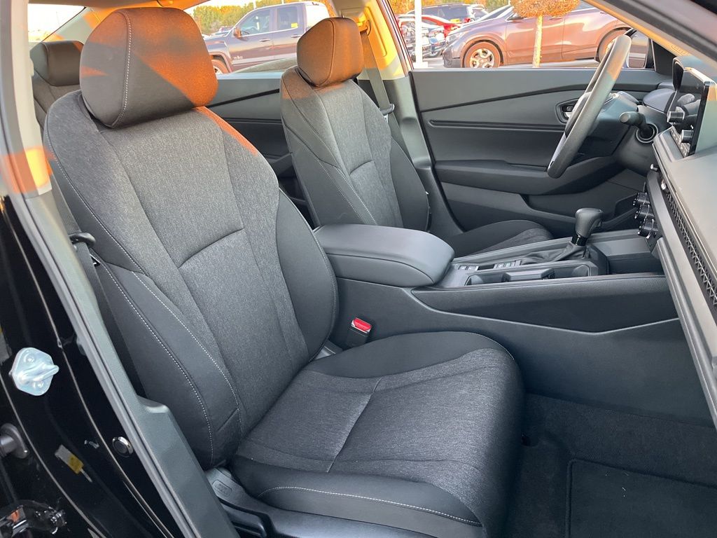 Thumbnail: 2025 Honda Accord - 27