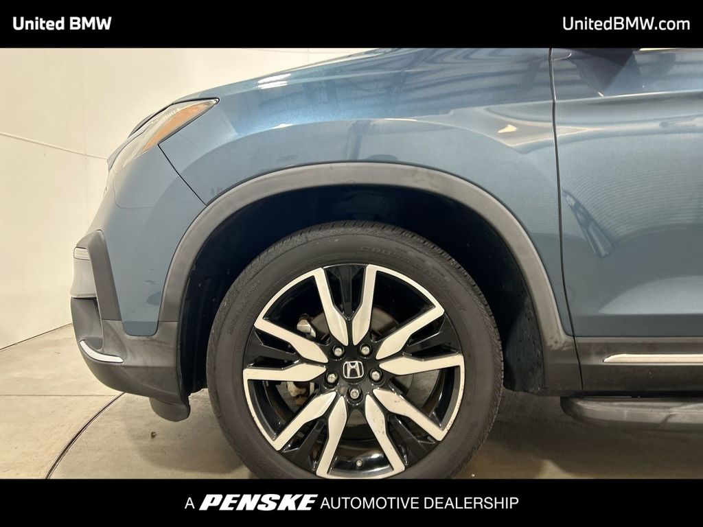 Thumbnail: 2019 Honda Pilot - 10