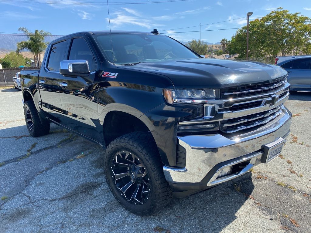2019 Chevrolet Silverado 1500 LTZ Crew Cab 4WD