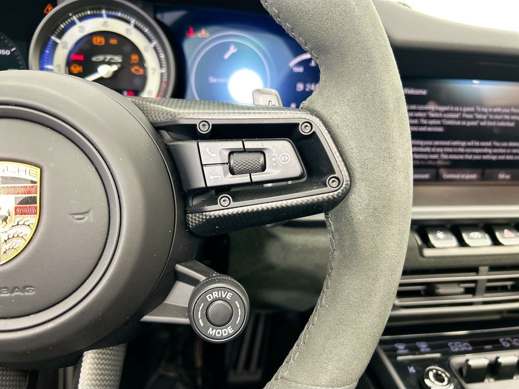 Thumbnail: 2024 Porsche 911 - 12