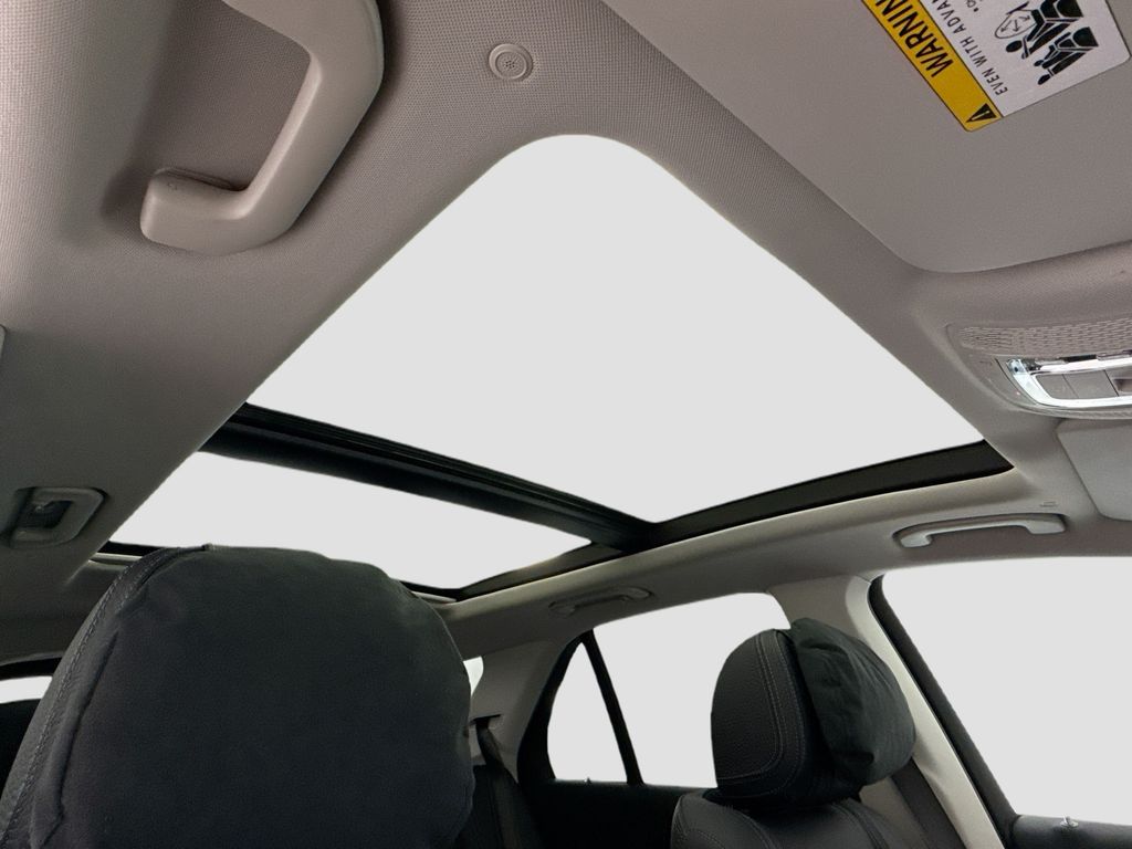 Thumbnail: 2026 Mercedes-Benz GLE - 17