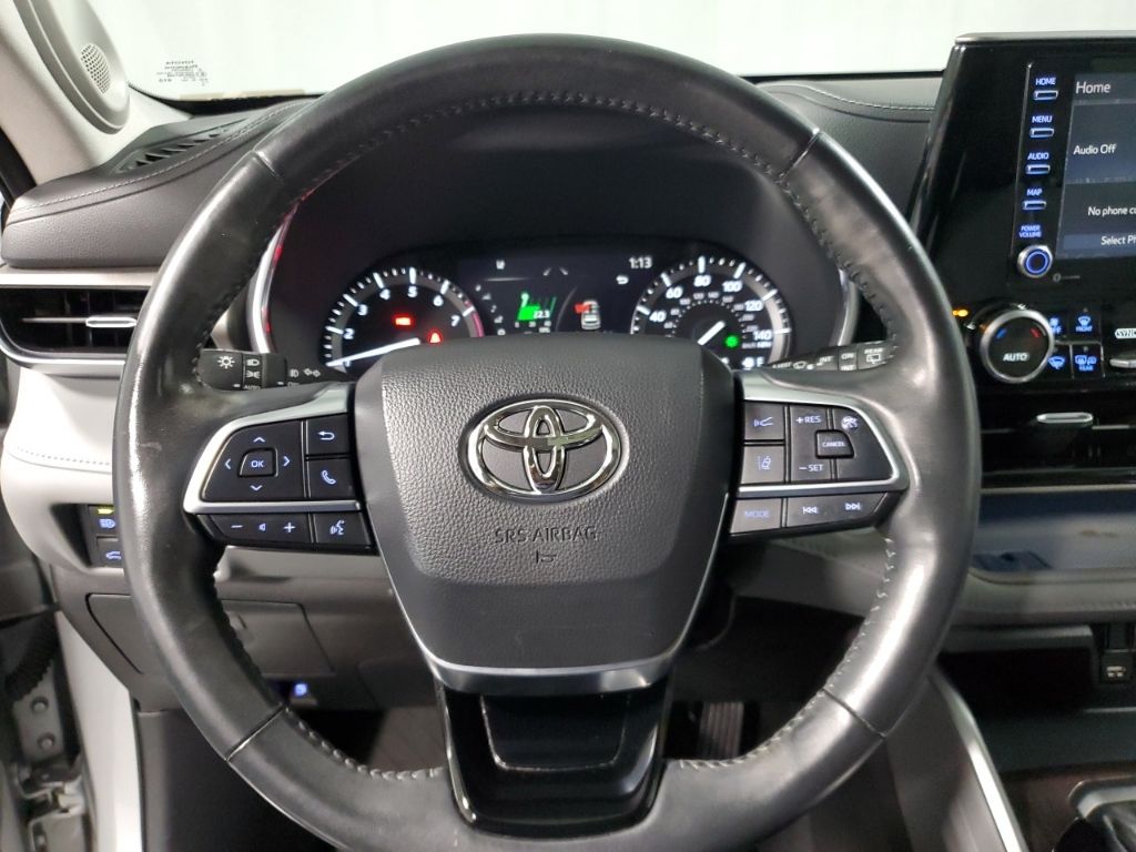 2021 Toyota Highlander Limited 13