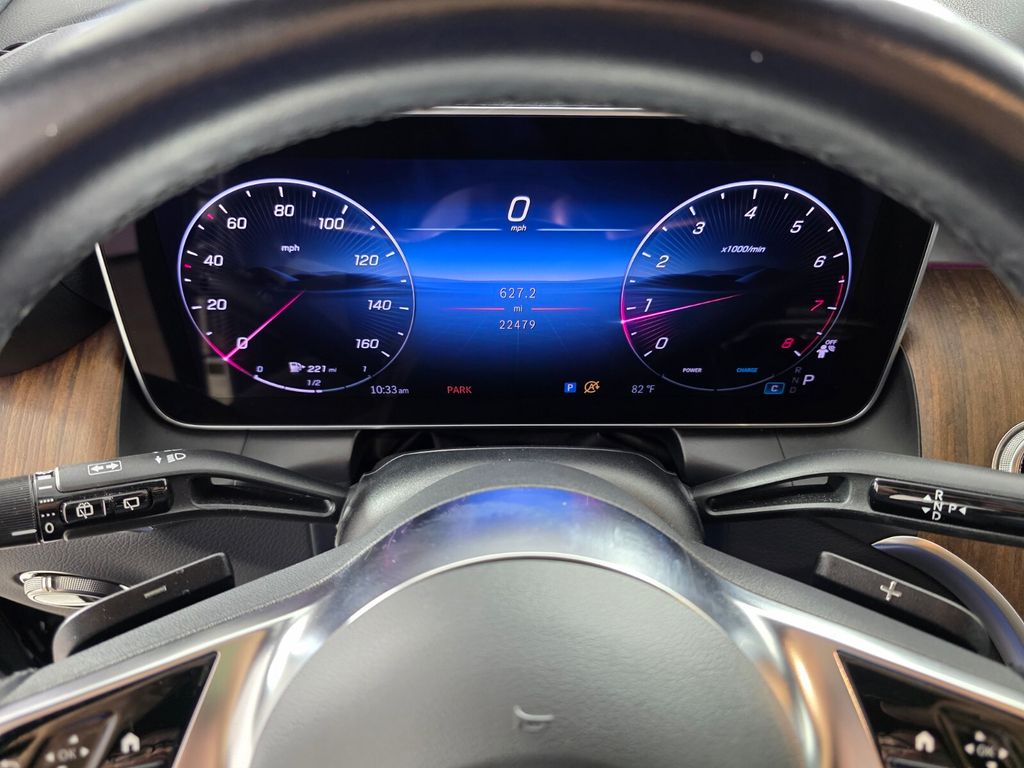 Certified Used 2025 Black Mercedes-Benz GLC 300 image 19