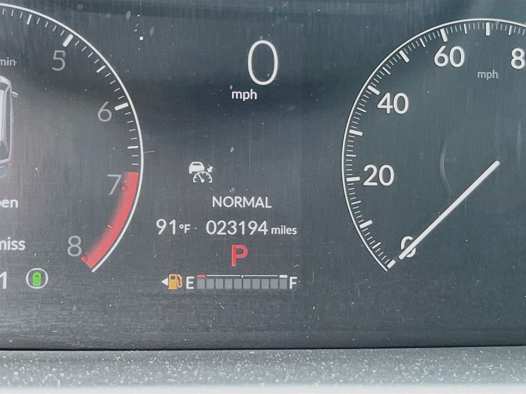 Used 2025 Gray Honda Touring image 12