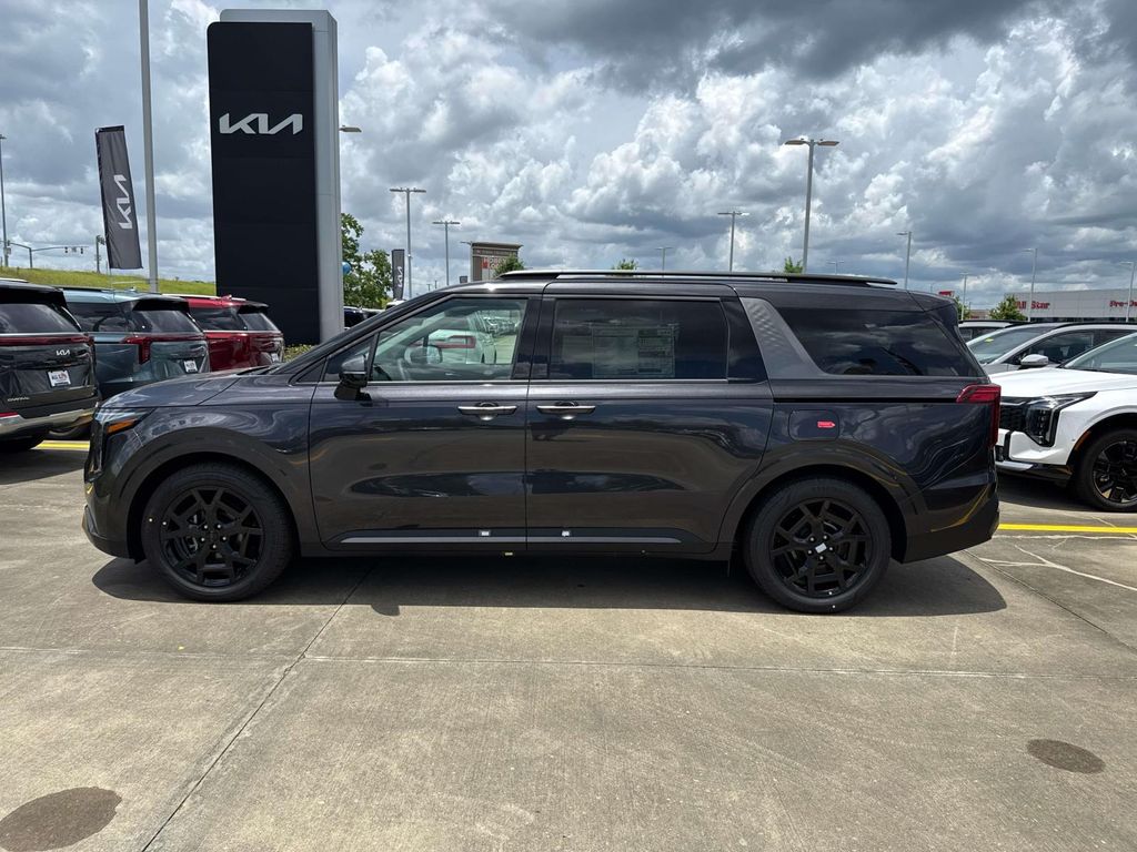 New 2026 Gray Kia SX image 5