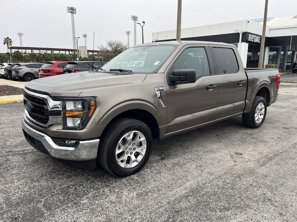 2023 Ford F-150 XLT 8