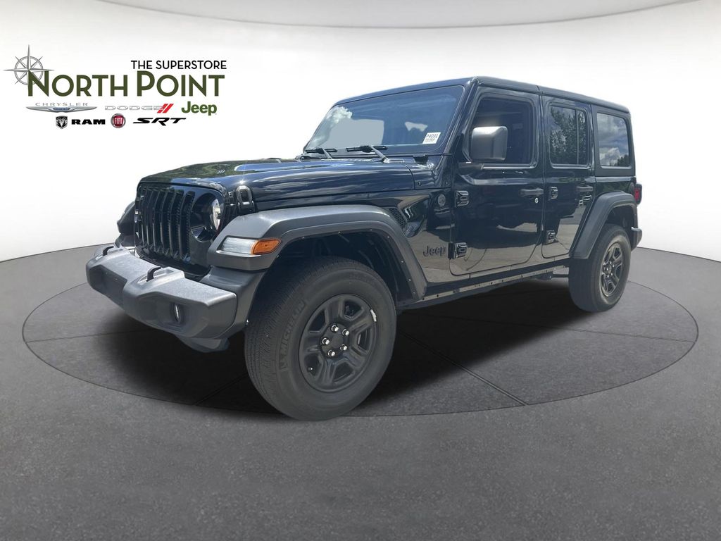Black Clearcoat 2022 Jeep Wrangler SUV / Crossover Four-Wheel Drive 6-Speed Manual