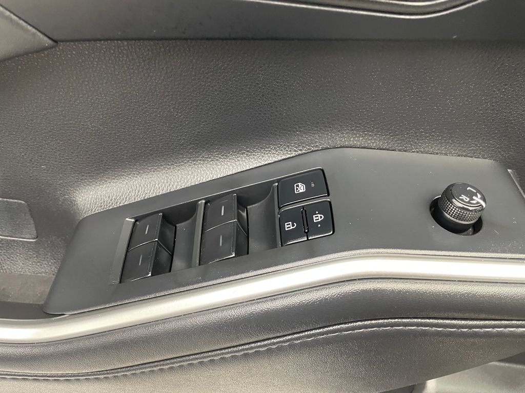 2022 Toyota Highlander XLE 10