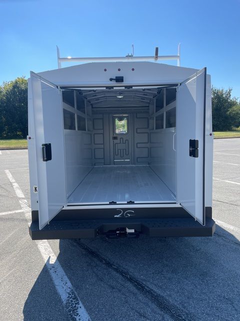 2024 Ford Transit-350 Cutaway 