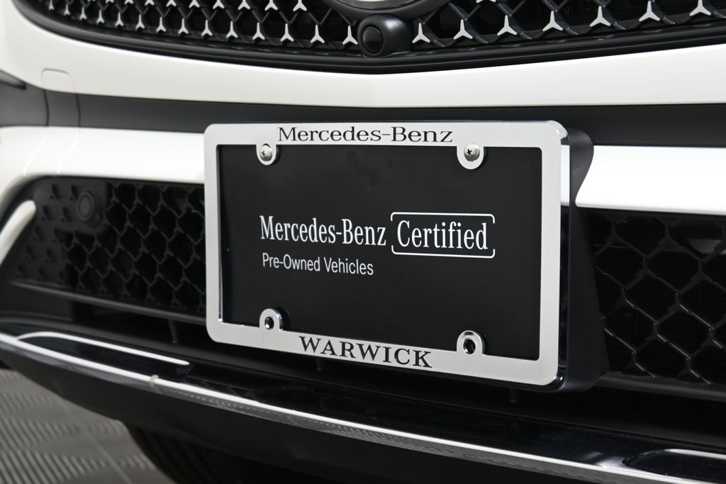 Thumbnail: 2025 Mercedes-Benz GLC - 13