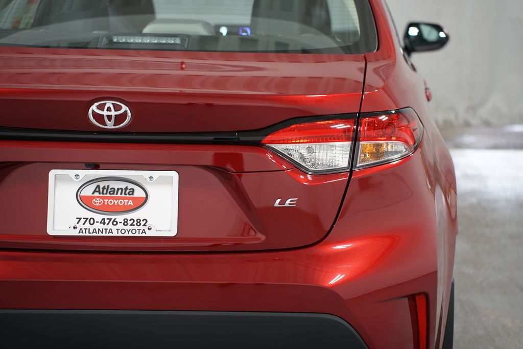 2025 Toyota Corolla LE 10