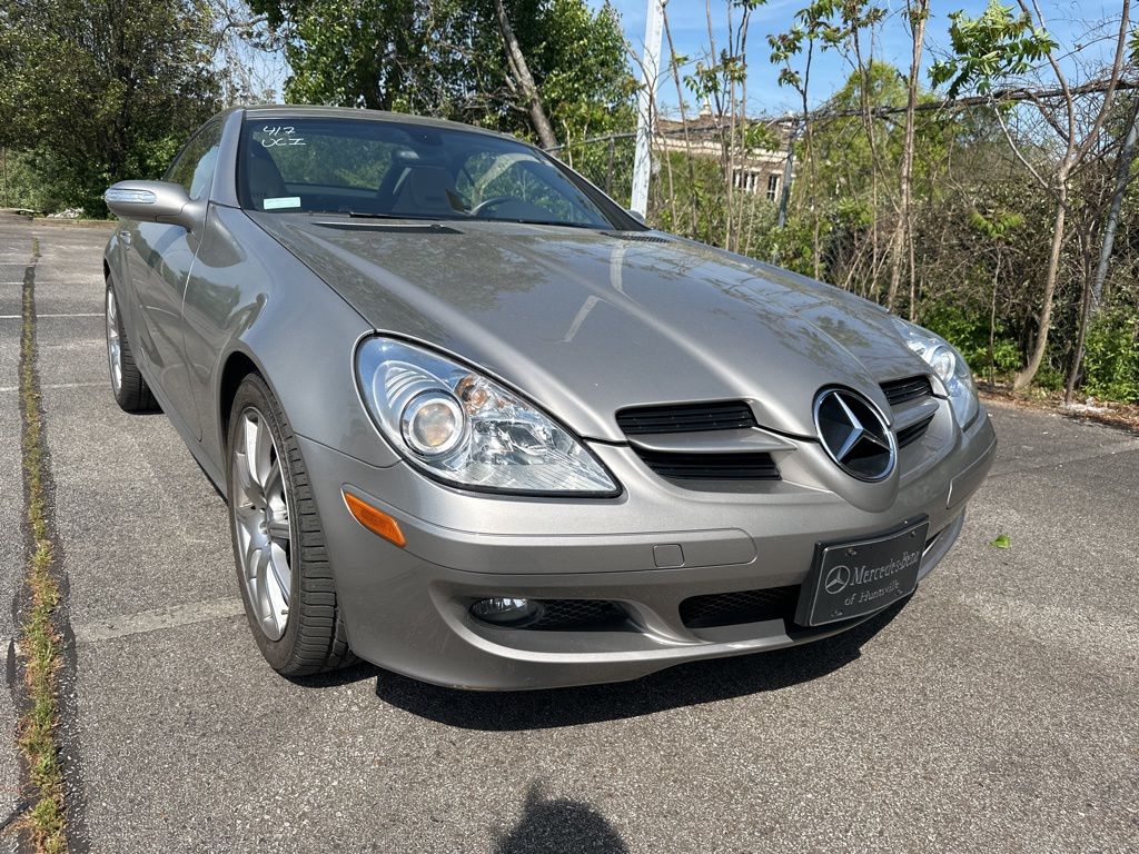 Gray (designo Graphite Metallic) 2007 Mercedes-Benz SLK 350 Convertible Rear-Wheel Drive 7-Speed Automatic