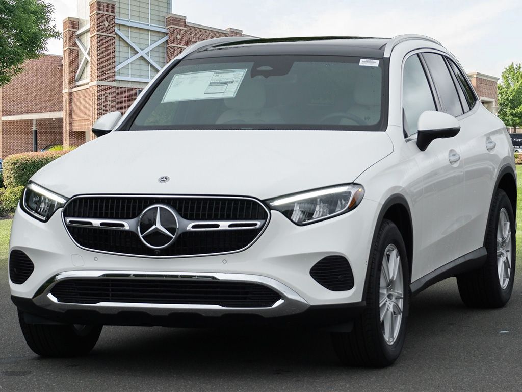 Thumbnail: 2025 Mercedes-Benz GLC - 4