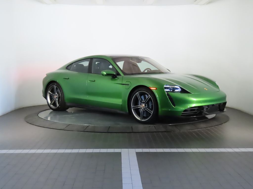 Thumbnail: 2023 Porsche Taycan - 9