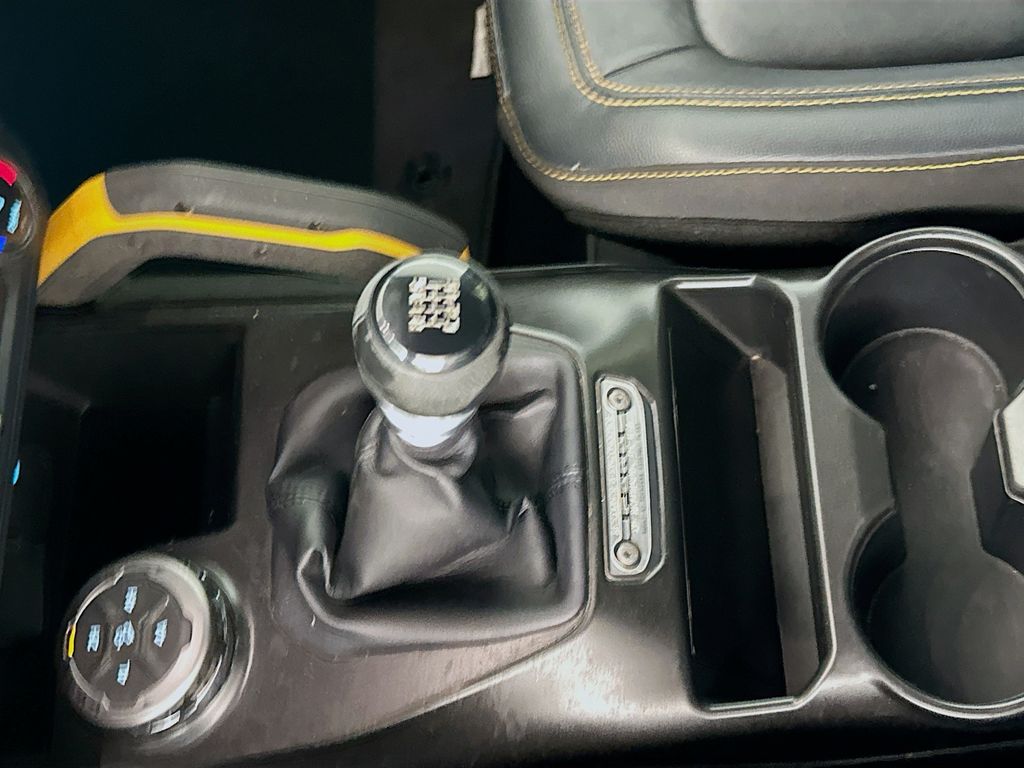 Thumbnail: 2022 Ford Bronco - 17