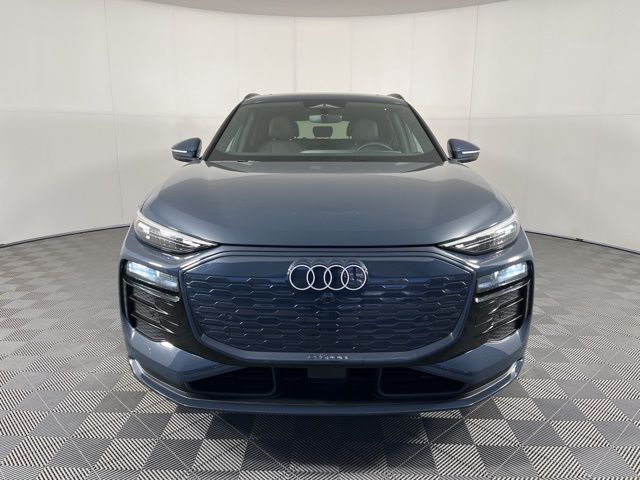 Thumbnail: 2025 Audi Q6 e-tron - 2