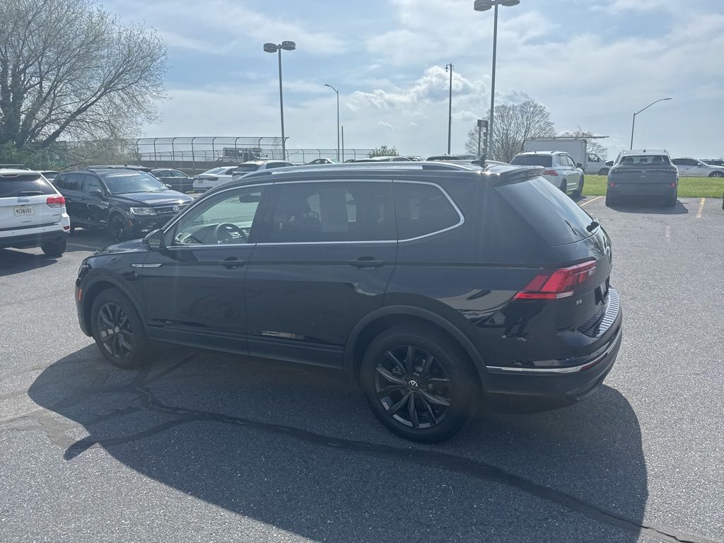 2024 Volkswagen Tiguan 2.0T SE Black at Sutliff Volkswagen