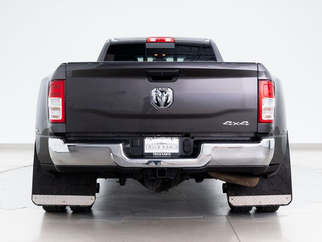 2022 Granite Crystal Metallic Clearcoat Ram 3500 Tradesman 4X4 Truck