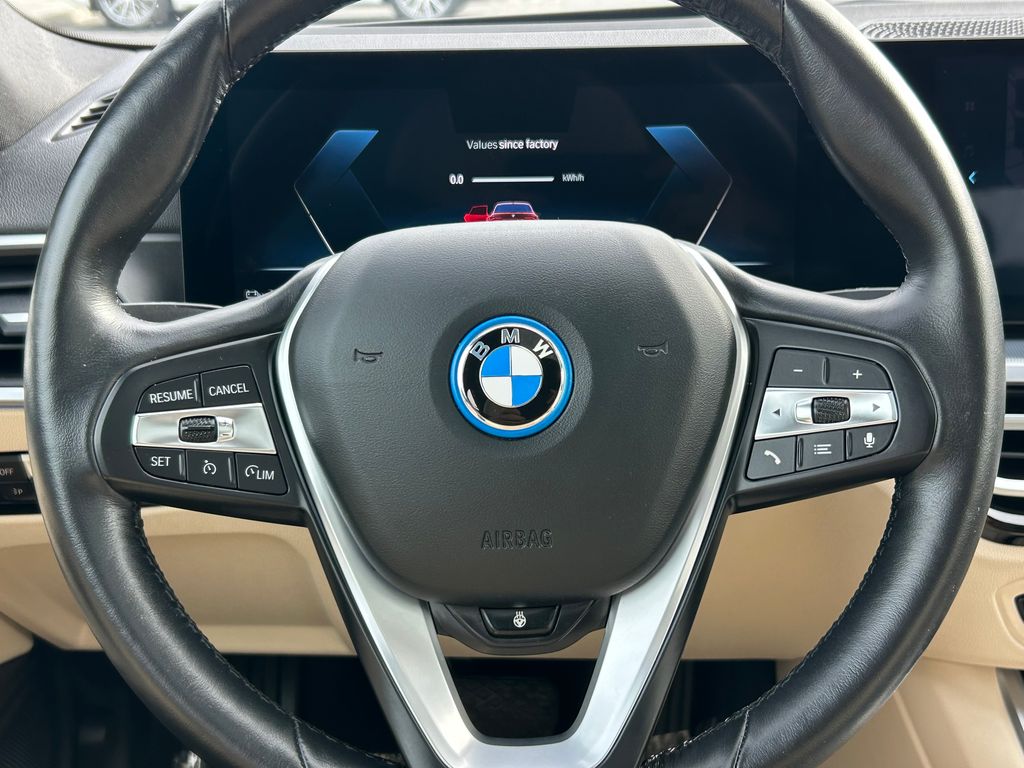 2023 BMW i4 eDrive40 19