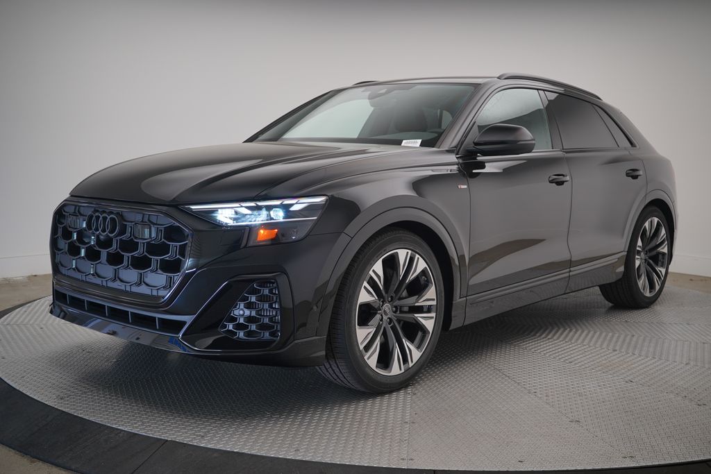 Thumbnail: 2026 Audi Q8 - 1